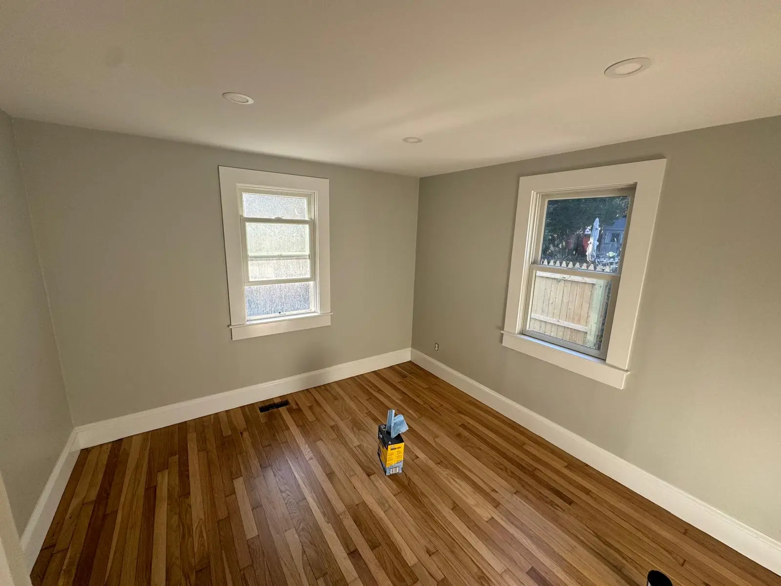 What is commercial grade wallpaper?