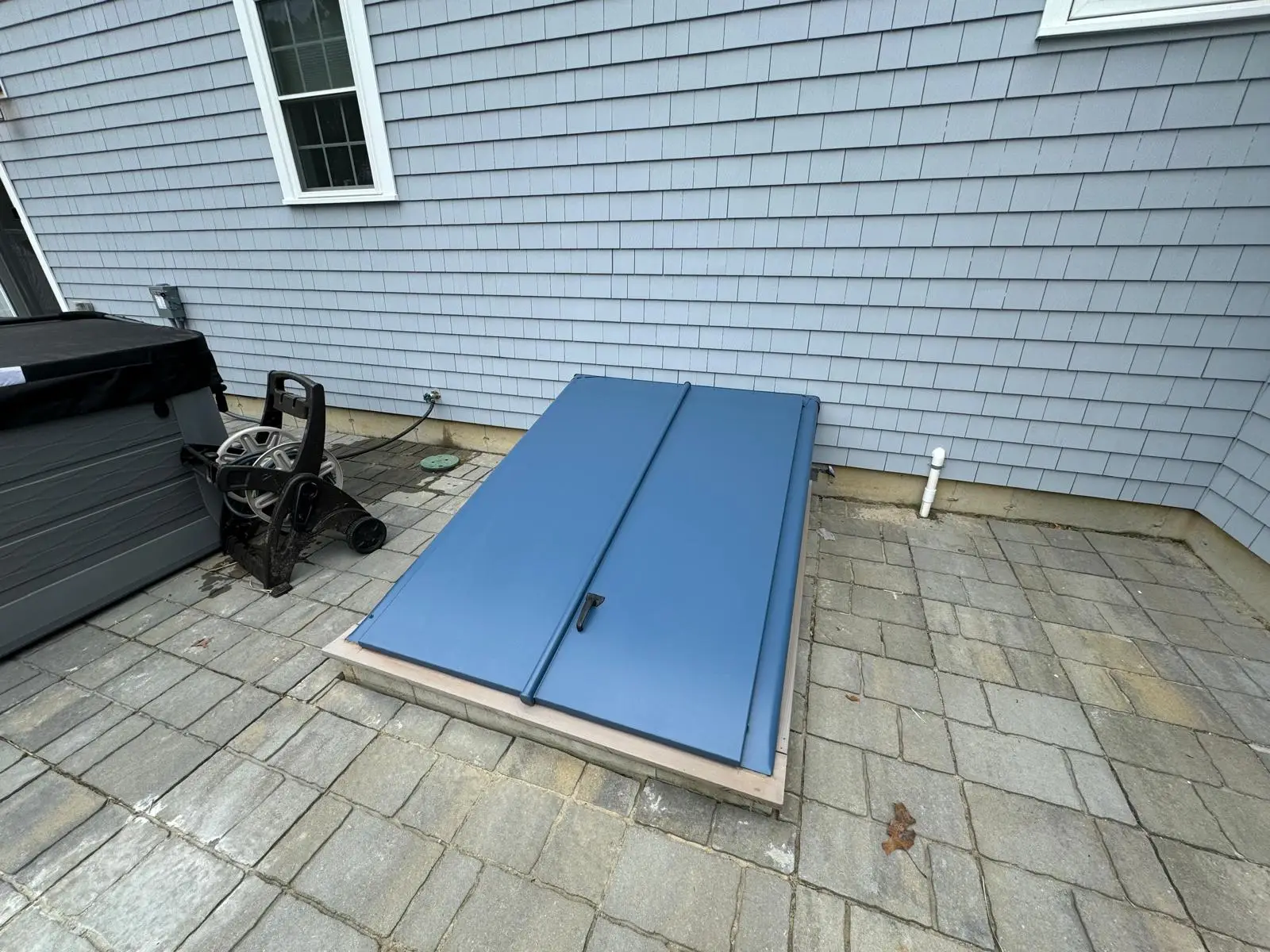 How to paint a bulkhead door