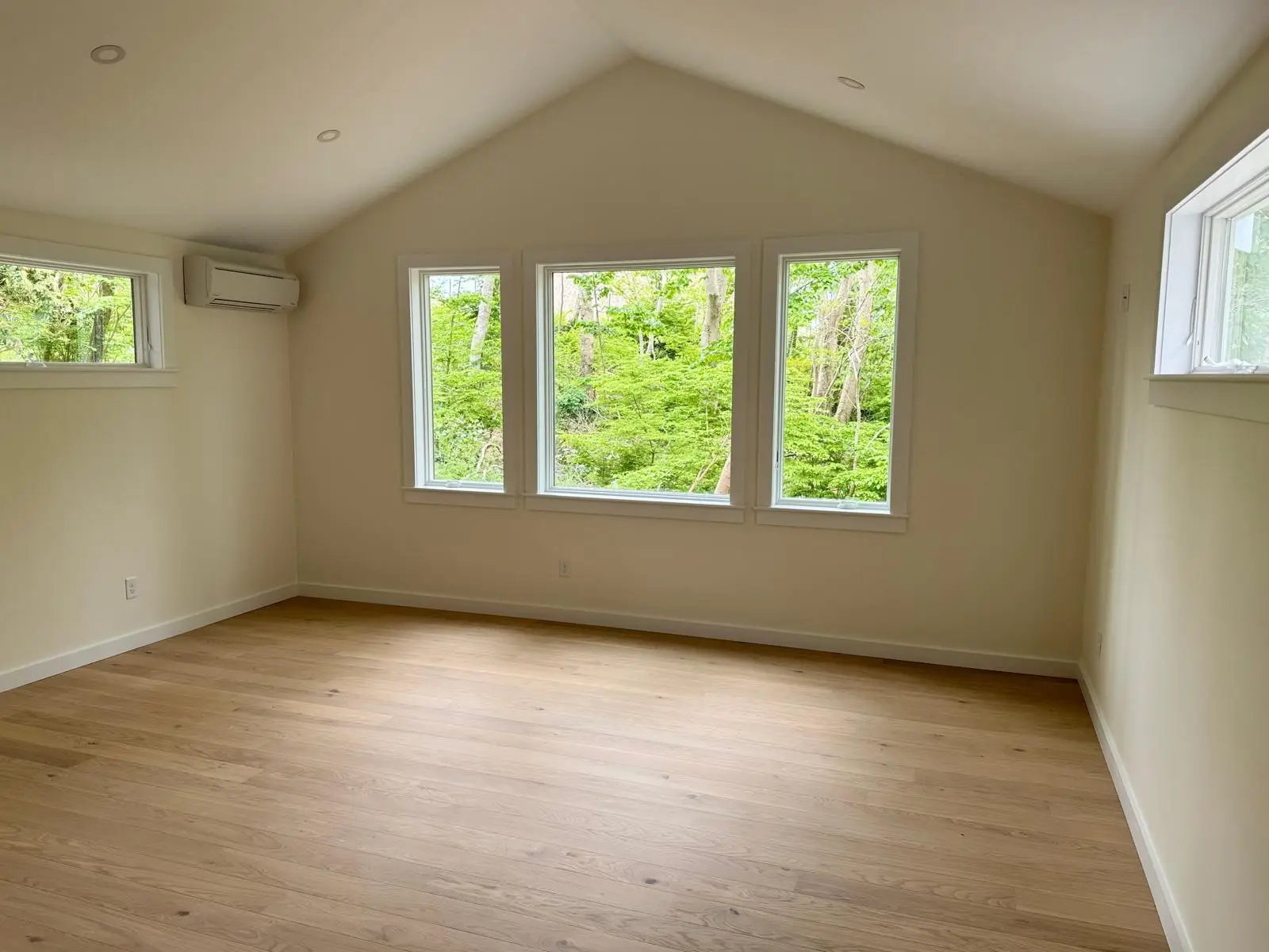 How to paint a basement floor