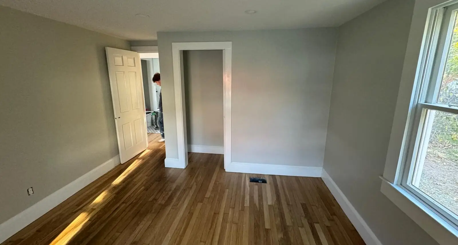 How to Get Spray Paint Smell Out of Your House Fast